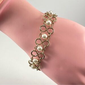 Vintage GOLDETTE NY Gold Tone Chain Linked Glass Pearls Bracelet Tennis